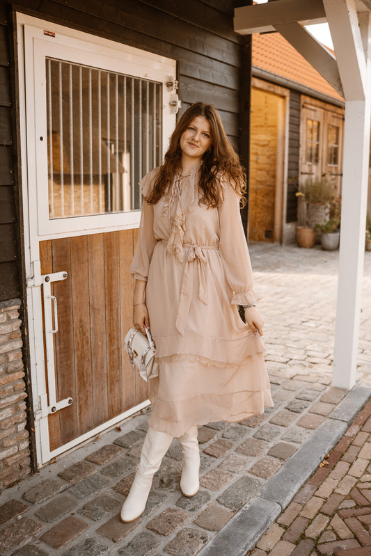 Jurk Liset blush beige