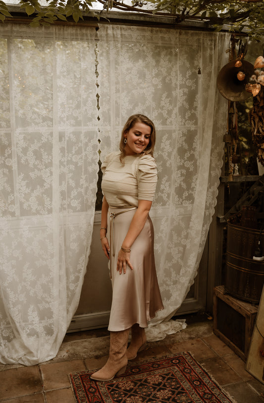 Rok Lara satin
