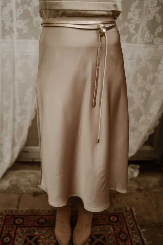 Rok Lara satin